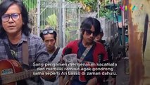 Bak Pinang Dibelah Dua, Pengamen Ini Plek Ketiplek Ari Lasso