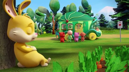 Wheels on the Bus with Baby Animals _ @CoComelon  _ Animal Time Nursery Rhymes