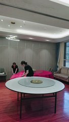 Professional way of setting a table