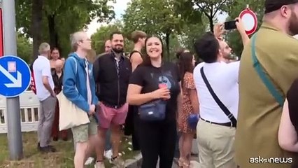 A Monaco di Baviera una lunga coda per la nuova arena di Adele