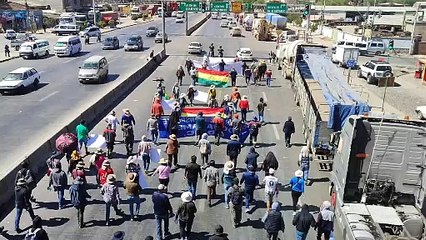 Cámara de Transporte Pesado y comerciantes de repuestos marchan en Cochabamba por dólares y combustible