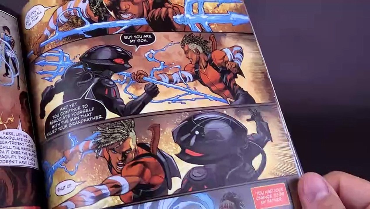 McFarlane Toys Page Punchers Gold Label Edition Black and White Black Manta Figure