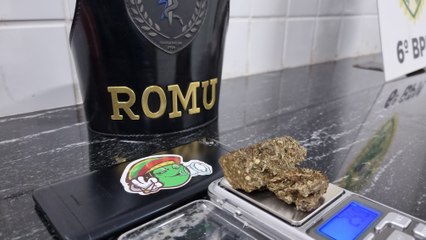 Jovem é detido pela GM com porção de maconha em Cascavel