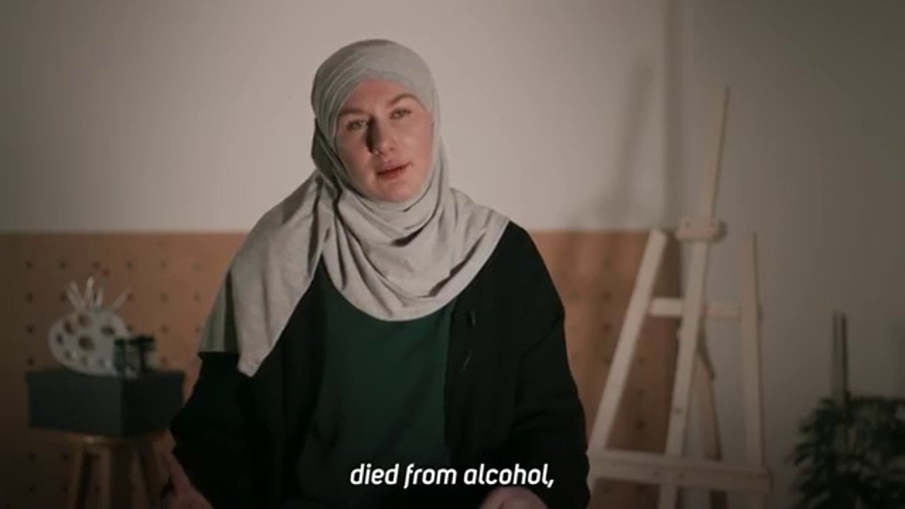 THE_CONVERT_STORY_OF_BRITISH_ACTRESS_-Aisha_Rosalie(360p)