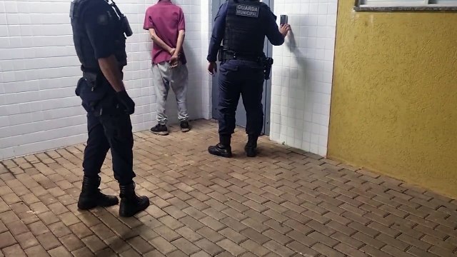 GM detém homem por violar medida protetiva contra mãe e irmãos no bairro Brasília