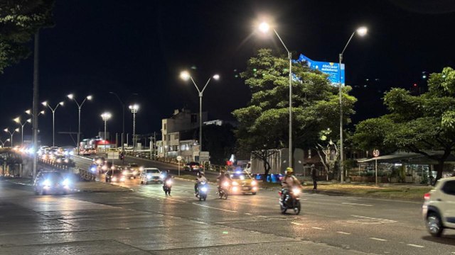 Cali moderniza su alumbrado público antes de finalizar 2024: Más de 60 mil luminarias LED