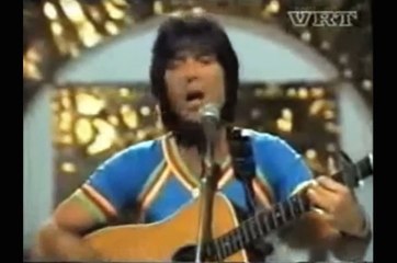 HEY MISTER DREAMMAKER by Cliff Richard - live performancze 1977