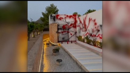 La casa di Leo Messi a Ibiza imbrattata da attivisti climatici
