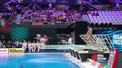 JO - Le nageur français Jules Bouyer réagit face aux articles titrant sur son anatomie moulée dans son speedo : "Qu’on regarde mes plongeons plutôt que mon slibard !"