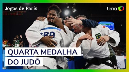 Com redenção de Rafaela Silva, Brasil leva bronze no judô por equipes