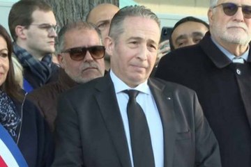 موجة سخرية تطال السفير الجزائري في فرنسا