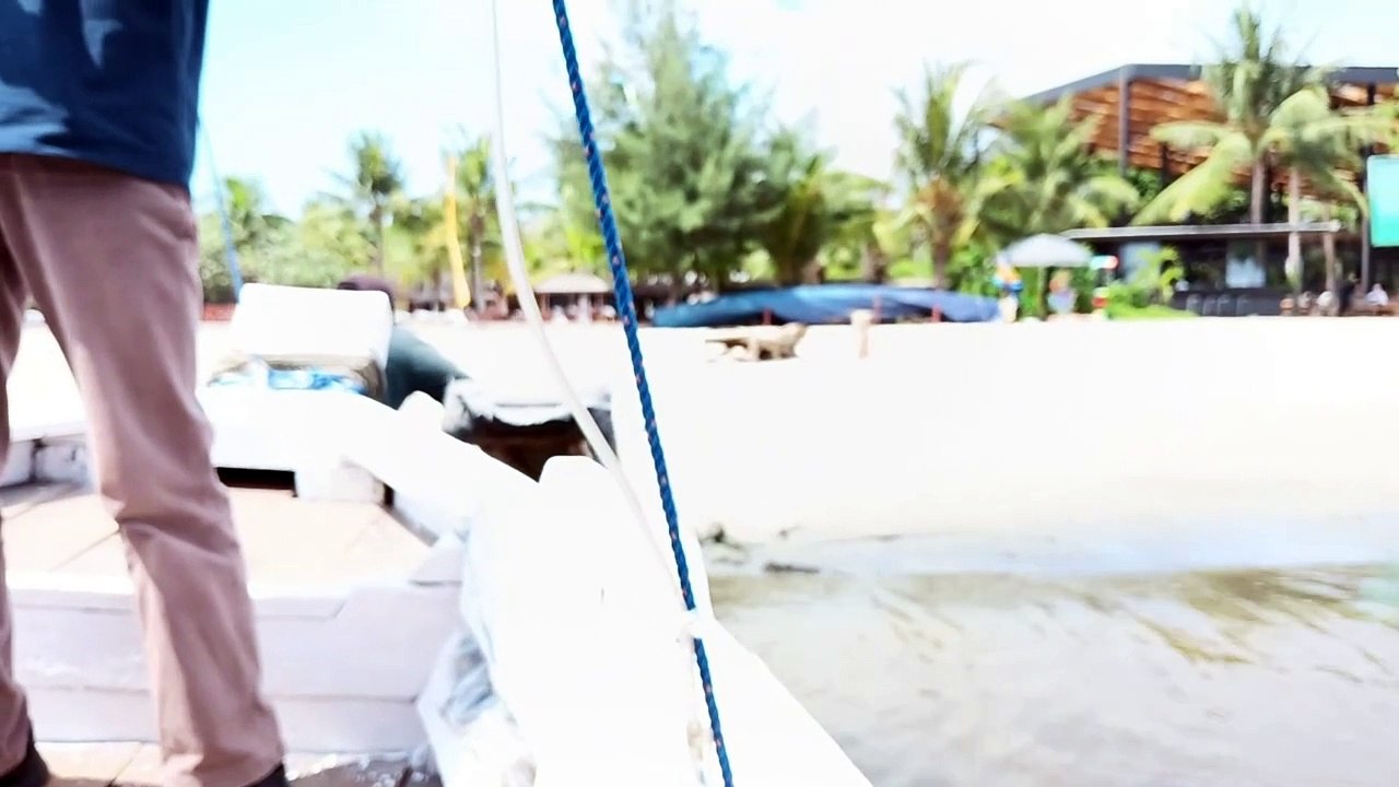 Naik Perahu Wisata Ancol_Dari Walking Drums Kelilingi Pantai