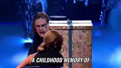 Nostalgic Christmas_ A Heartwarming Memory with a Cuddly Teddy Bear (1)