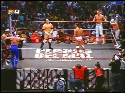 Blue Demon Jr, Lizmark Jr & Perro Aguayo Jr vs. El Hijo del Santo, Latin Lover & Marco Corleone ( 2010.05.02 @ Perros del Mal Viva La Lucha! Revolucion )