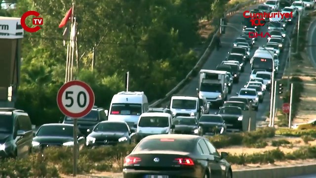 Bodrum'a tatilci akını_ Araç yoğunluğu havadan görüntülendi
