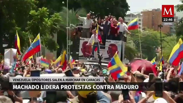 María Corina Machado rompe su silencio y se une a protestas en Caracas contra resultados electorales