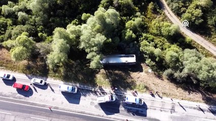 Erzincan'da yolcu otobüsü devrildi