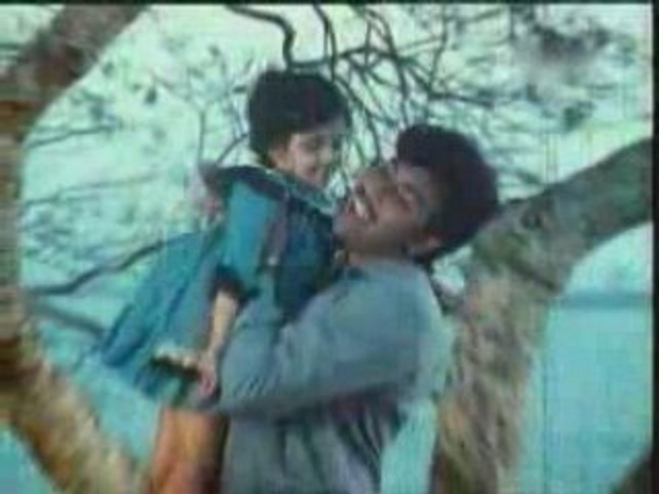 Uyire Uyirin Oliye - En Bommukutti Ammavukku