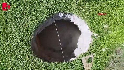 Aynı tarlada ikinci obruk oluştu