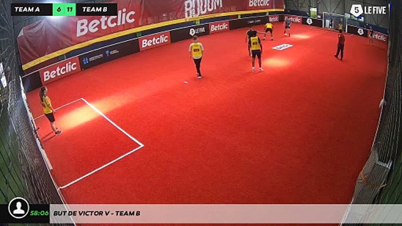 But de Victor V - Team B