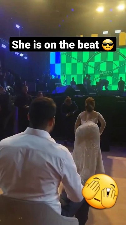 Hmm_...twerking_in_wedding_dress_!__#wedding_#dance_#youtubeshorts_#love_#shorts_#weddingshorts(720p)