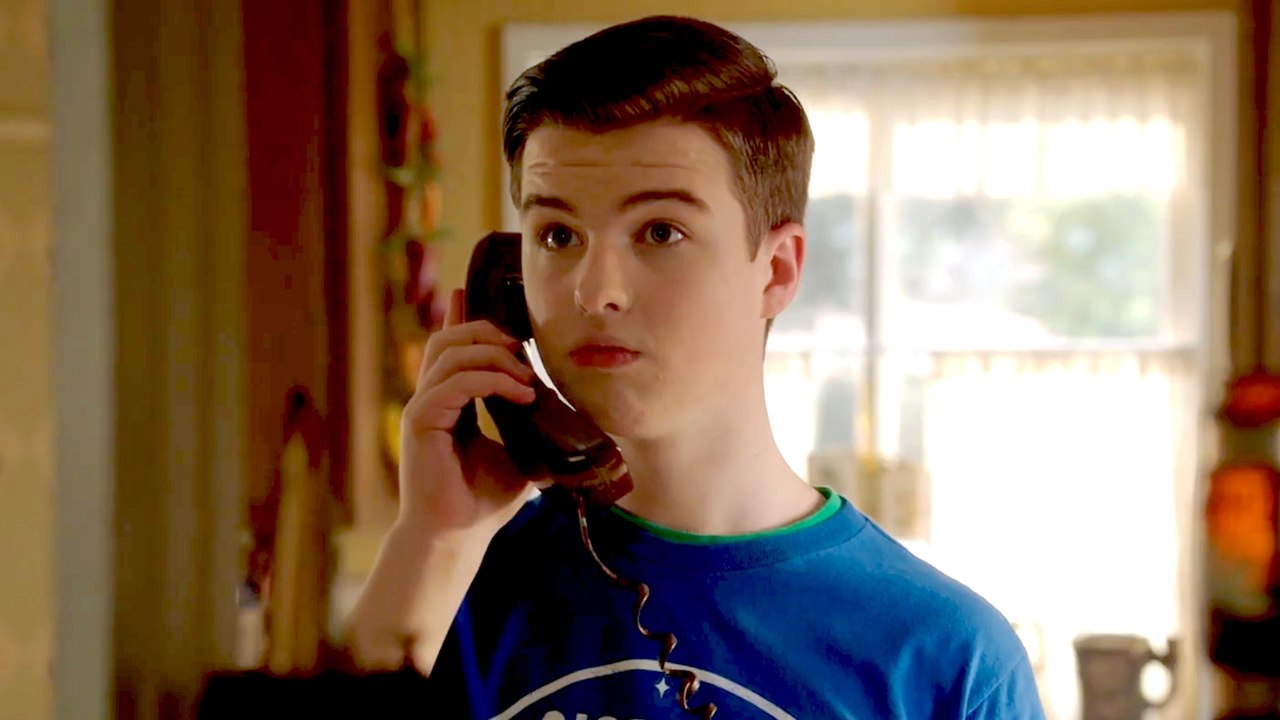 Unexpected Call Shakes Things Up on CBS' Young Sheldon - video Dailymotion