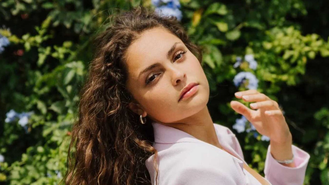 GALA VIDEO - Miss France 2025 – Tout savoir sur Cassiopée Rimbaud, élue Miss Roussillon