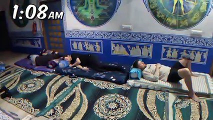 $1 vs $1,000,000 Hotel Room!