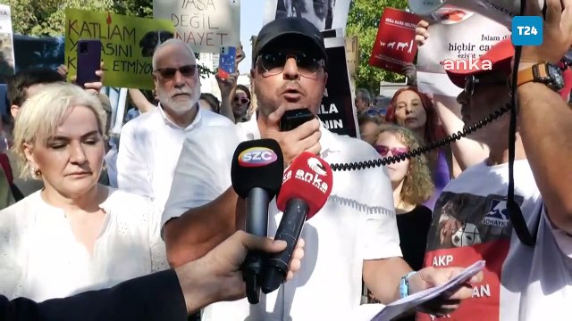 Sokak hayvanları için açlık grevine başlayan milli yüzücü Alper Sunaçoğlu'nun protesto yüzüşüne valilik engeli