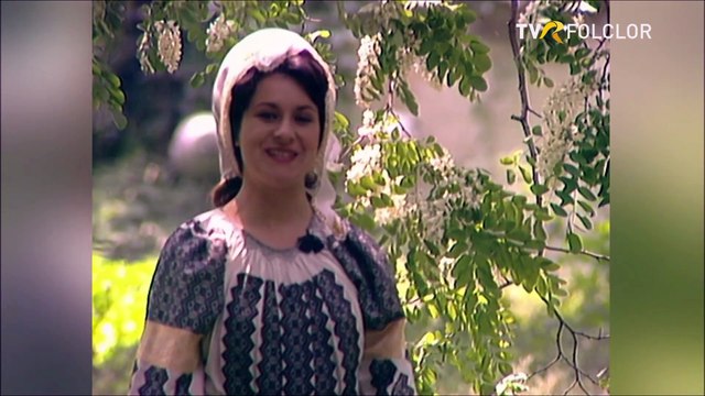 Elena Mimis Tranca - Eu sunt fata de la munte (Tezaur folcloric - arhiva TVR)