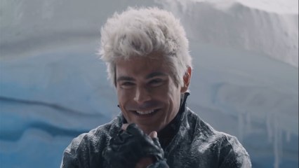 Zac Efron es trasladado al hospital tras sufrir un accidente en una piscina de Ibiza