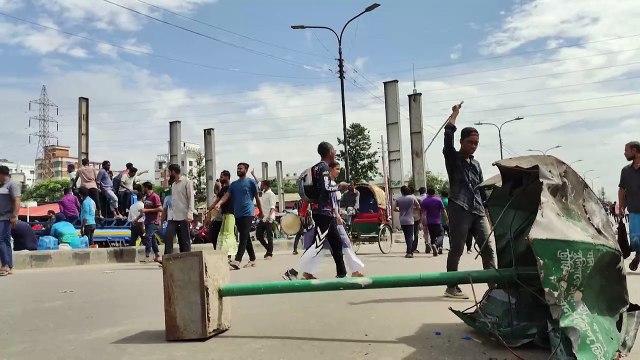 Ao menos 55 mortos em protestos contra o governo em Bangladesh