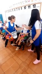 Podemos criar um mundo mais inclusivo e acolhedor para todos. 