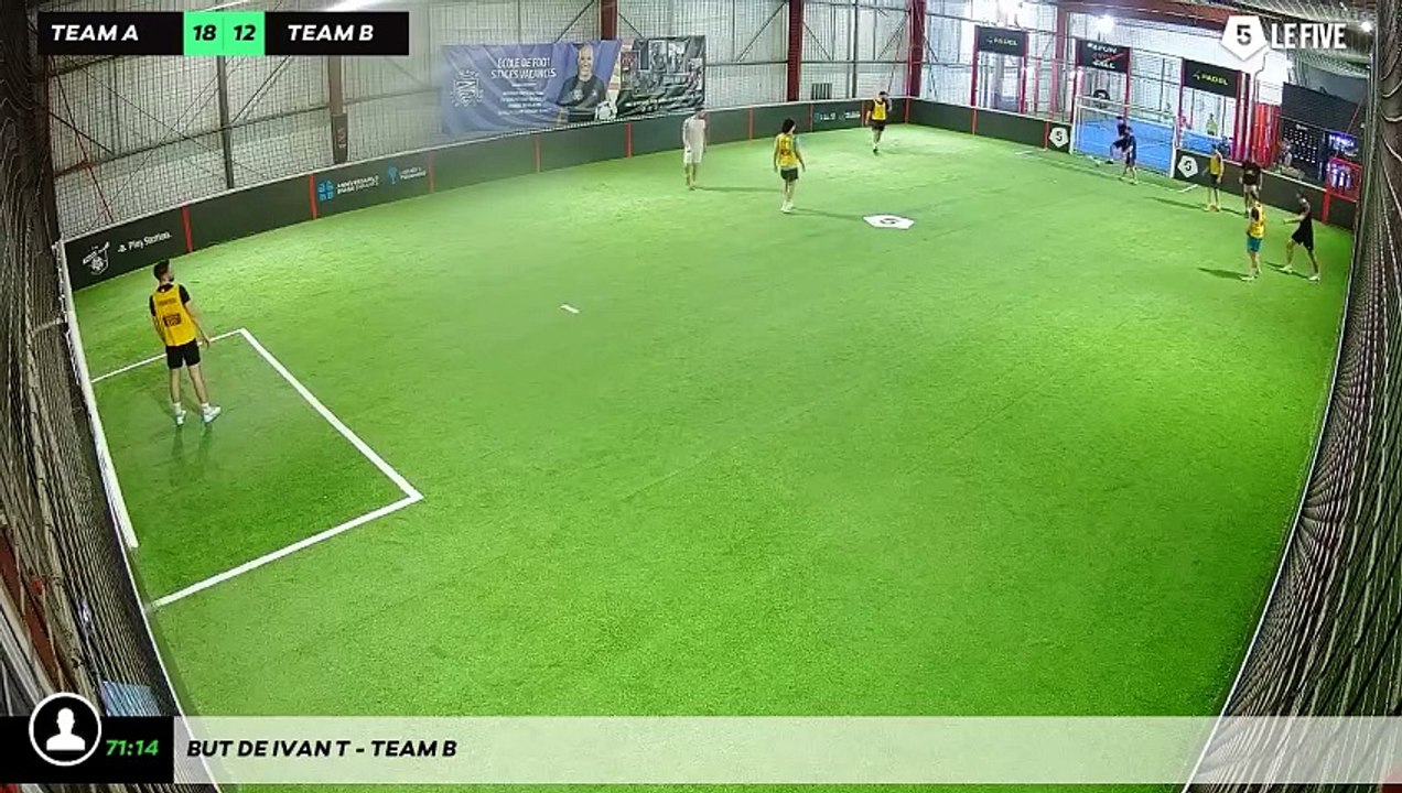 But de Ivan T - Team B