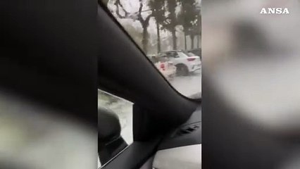 Maltempo, forte grandinata a Torino