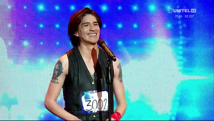 “Si te llamas Bon Jovi”: El triple sí para el imitador del cantante rockero 