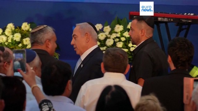 США ждут удара по Израилю в течение 48 часов . Иностранцы покидают регион