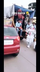 Wow nice dance # road dance video # viral
