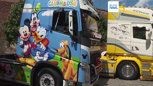 Camiones tuneados en Rumanía se convierten en arte para las rutas europeas