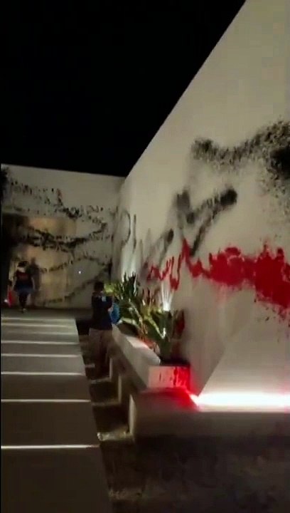 La Villa de Lionel Messi à Ibiza Vandalisée par des Militants Écologistes
