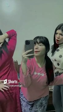 Snaptik app 7379240279167028513 #funnymoments #rehmanitx54 #funnyvideo