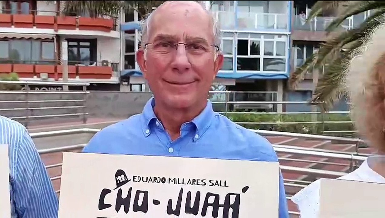 El Ayuntamiento celebra el centenario de Eduardo Millares Sall, Cho Juaá, con una muestra de sus viñetas en el mobiliario urbano del paseo de Las Canteras y de la ciudad