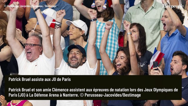 Patrick Bruel s'éclate aux JO de Paris avec une amie : le chanteur présent pour admirer la sensation Léon Marchand