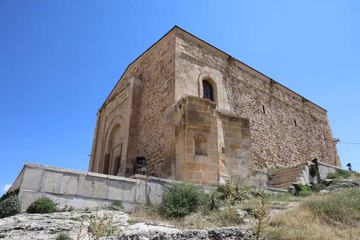 844 yıldır ayakta Türk mimarisinin Anadolu’da ki ilk örneklerinden