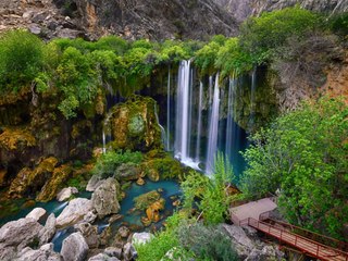 Hem görsel şölen hem de serinlik arayanlara Yerköprü Şelalesi