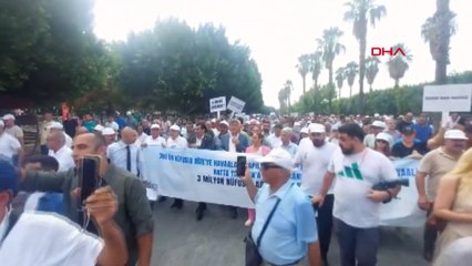 'Adana Şakirpaşa Havalimanı kapatılmasın' eylemi