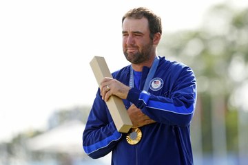 Scottie Scheffler Sets Record with Gold Medal Win in Paris 🥇