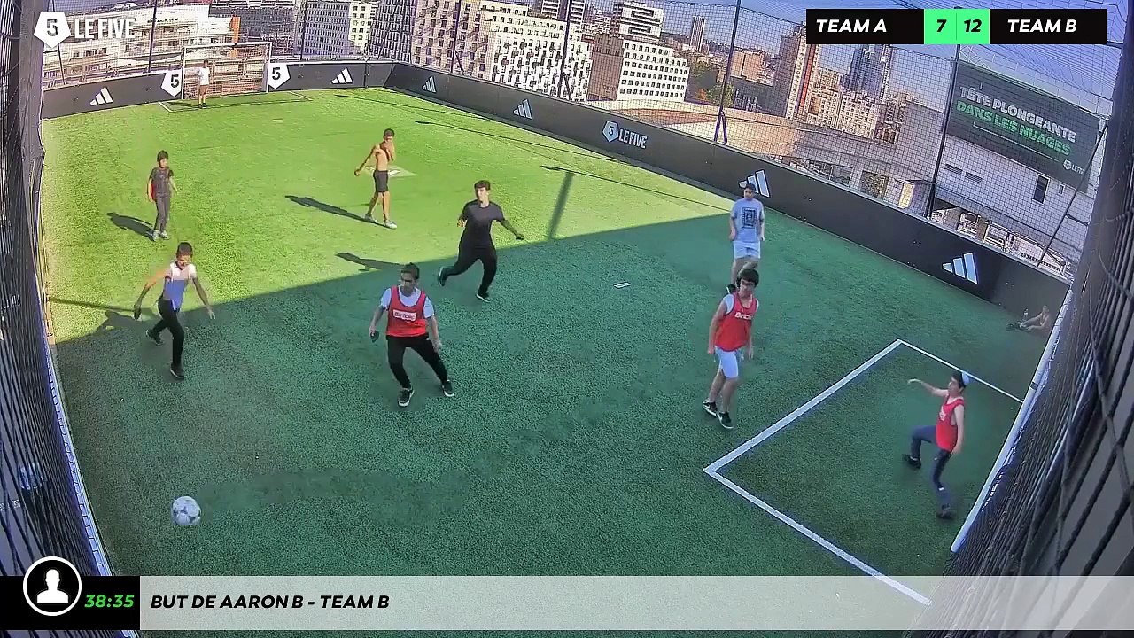 But de Aaron B - Team B
