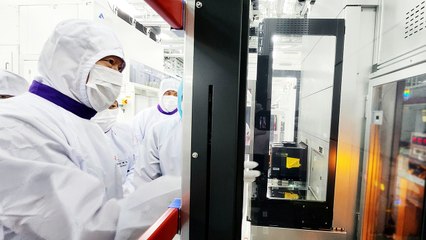 [기업] 최태원 "AI, 거스를 수 없는 대세...차세대 제품 고민" / YTN