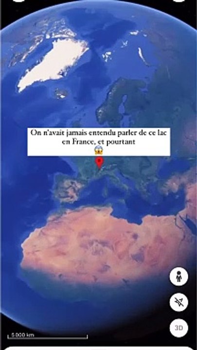 Pour quoi on n'en a jamais entendu parler   INFOS PRATIQUES :  Lac de Roselend - Massif du Beaufortain - Savoie ⚠️ Site naturel protégé : baignade et activités nautiques interdites. ️Camping sauvage interdit en été.   #petitmauda #guide #pepite